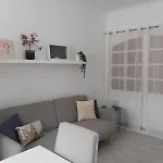 Apartmán Playa Honda Holiday Home