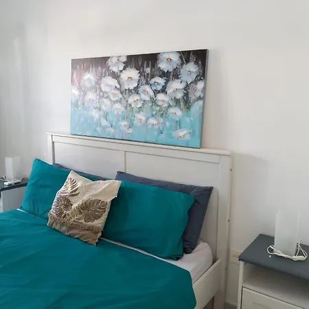 Apartamento Playa Honda Holiday Home