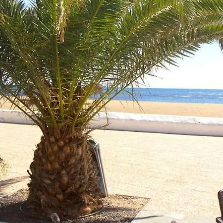 Playa Honda Holiday Home * 플라야 온다